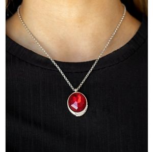 Fashion Finale Necklace